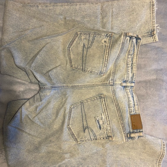 AE Stretch Mom Jeans - Picture 5 of 8